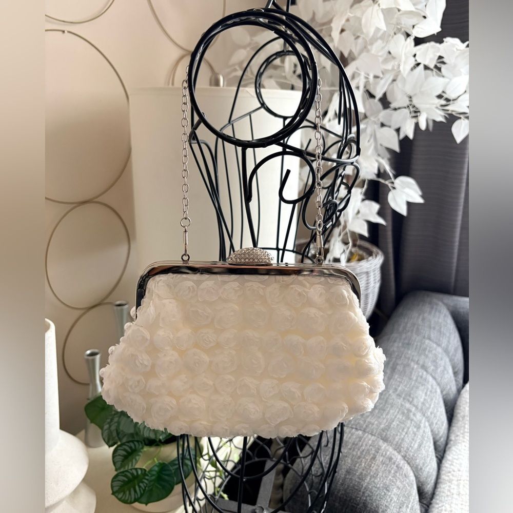 White Tulle Rosette Pearl Embellished Cocktail Chain Purse - Picture 6 of 10